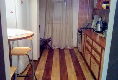 Apartament cu 4 camere decomandat în Faleza Nord - 2