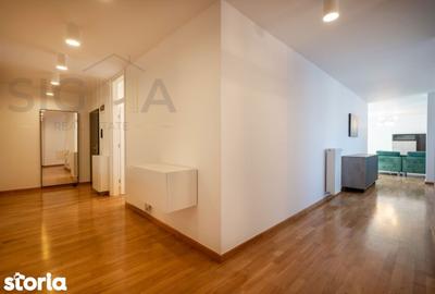 Apartament cu 3 camere în Central - 11