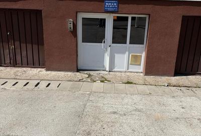 Apartament cu 3 camere decomandat în Valea Oltului - 4