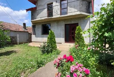 Casă cu 4 camere cu Teren 1000 Mp în Țepu - 5