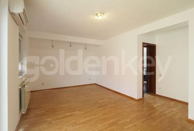 Vila cu piscina privata si 6 dormitoare | British School - 14