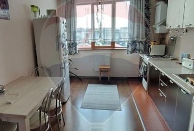 Vand apartament cu 3 camere, Floresti - 10