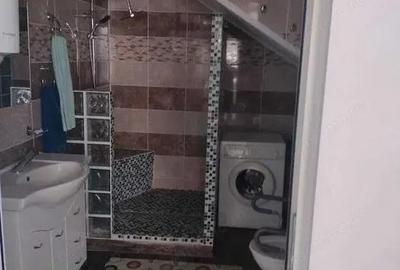 Casă cu Teren 1900 Mp în Glina - 2