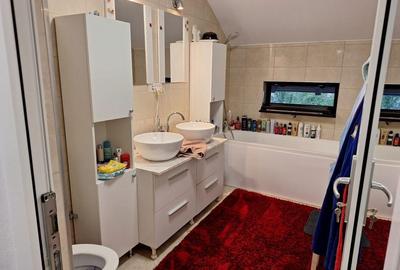 Casă cu 4 camere în Central - 4