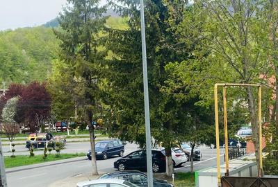 Apartament cu 3 camere decomandat în Central - 6
