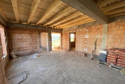 Casa de vanzare unifamiliala parter in suprafata de 125 mp u - 1