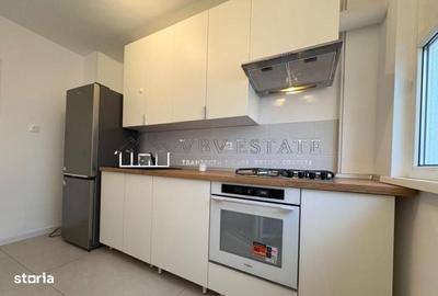 Apartament cu 3 camere semidecomandat, mobilat în 13 Septembrie - 5