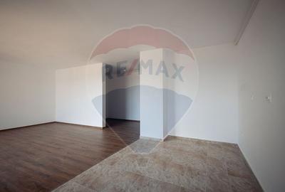 Apartament cu 2 camere de vanzare in zona Cetate COMISION 0% - 7