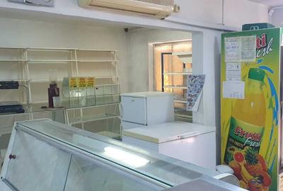 Spațiu comercial, de 98 mp, în Central - 2