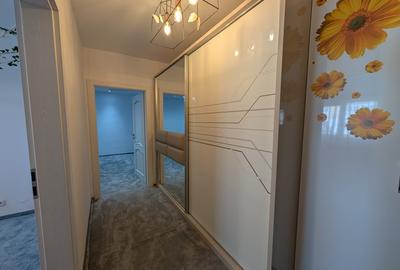 Renovat, 2 camere decomandate - 64 mp , etaj intermediar, Nord - 9