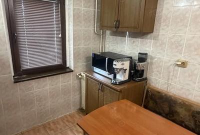 Apartament cu 3 camere decomandat în 9 Mai - 8