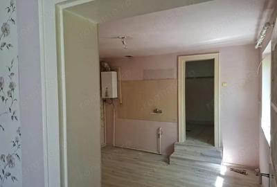 BRASADAS vinde casa 3 cam cu teren 5 ari in 14 Mai. - 6