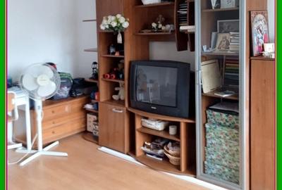 Apartament cu 2 camere decomandat în Democrației