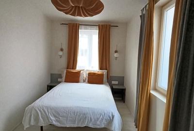 Casă cu 2 camere cu Teren 20 Mp în Central - 20