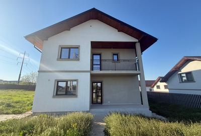 Casă individuală cu 5 camere cu Canalizare în Popas Păcurari - 1