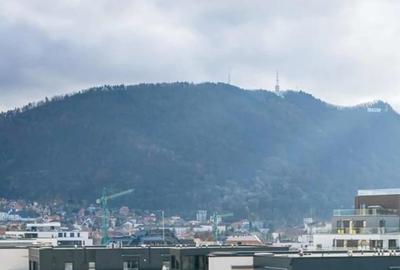 Apartament cu 4 camere decomandat în Central - 1