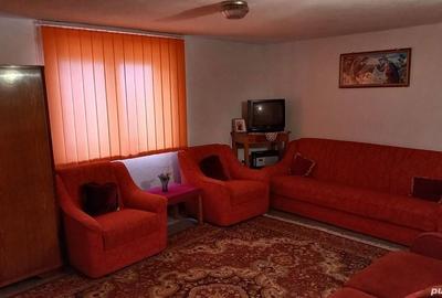 Casă cu 3 camere în Poienarii Burchii - 5