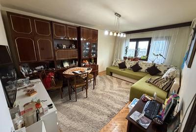 Decomandat. La 2 pasi de Shopping City. 2 bai. - 11