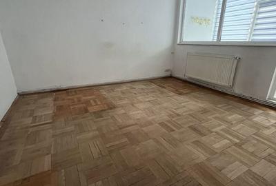 Apartament cu 3 camere în Central - 9