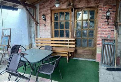 Casă cu 10 camere cu Teren 800 Mp în Central - 14