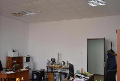Spațiu comercial, de 80 mp, în Central - 1