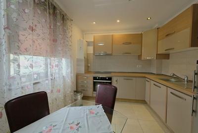 Garsonieră decomandată, mobilată în Tractorul - 5