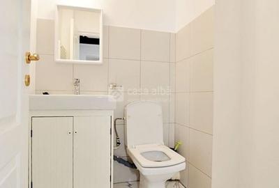 Apartament cu 3 camere semidecomandat, mobilat în Central - 10