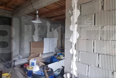 Casa 3 camere, 96 mp utili, zona Hanul Visoianu - 2