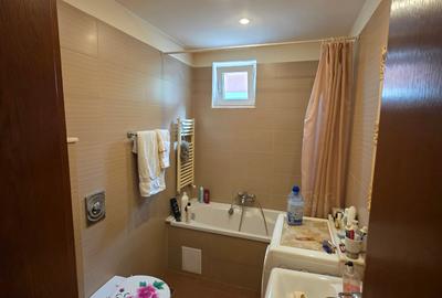 Vand apartament 3 camere cu garaj Cuza Voda - 7