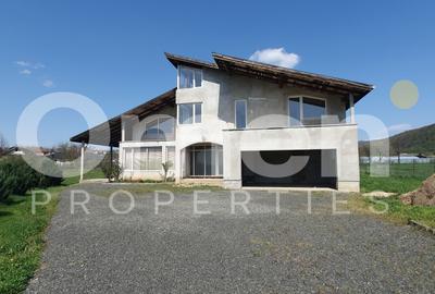 Casă cu 4 camere cu Canalizare în Tăuții-Măgherăuș - 1