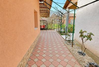 Casă individuală cu 3 camere cu Canalizare în Iosia - 3