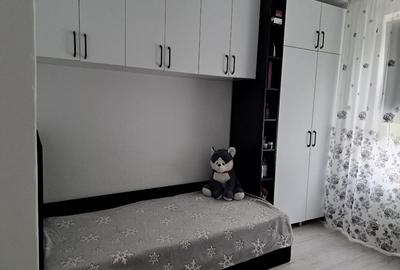 APARTAMENT DE VANZARE - 4