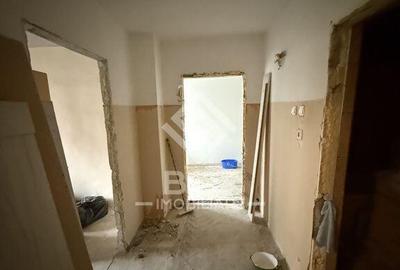 Apartament 3 camere decomandat 65 mp utili, etaj 1 - 2