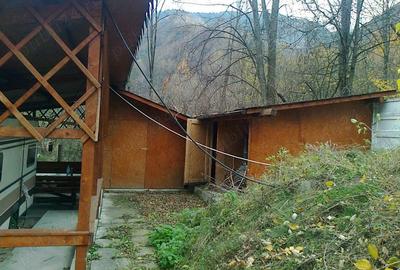 Teren de 2700 mp, în Central - 7