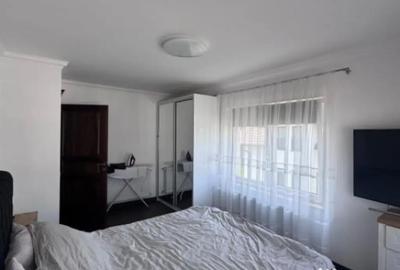 Casă cu 7 camere cu Teren 250 Mp în Rădăuți - 3