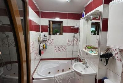 Apartament cu 2 camere decomandat în Central - 1