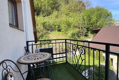 Apartament cu 4 camere în Schei - 3