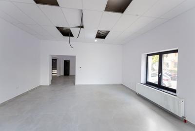 Spatiu comercial de inchiriat - 125,5 mp - 5