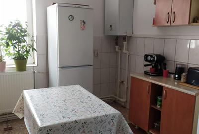 Apartament cu 3 camere decomandat în Răcăciuni - 19