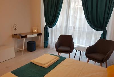 STUDIO MOBILAT + LOC DE PARCARE PROPRIETATE -50 M DE SHUT UP BEACH -MAMAIA NORD - 13