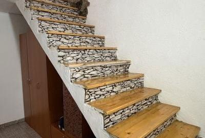 Casă cu 4 camere cu Teren 106 Mp în Central - 13