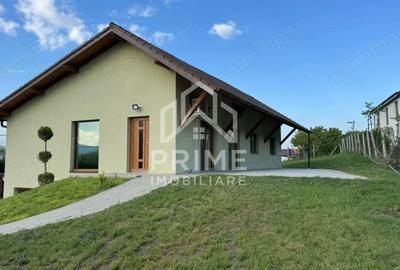 Casă cu 4 camere cu Teren 1591 Mp în Dumbrava (Ciugud) - 1