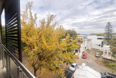 Apartament cu 3 camere decomandat în Kiseleff