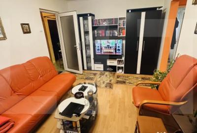 Apartament cu 3 camere semidecomandat în Central - 13