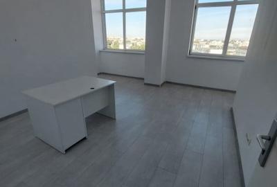 Trocadero, spatiu BIROURI,  307 mp. - 2