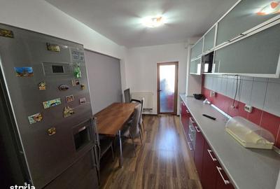 Apartament cu 3 camere decomandat în Trivale - 7