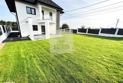 Casă cu 4 camere în Daia