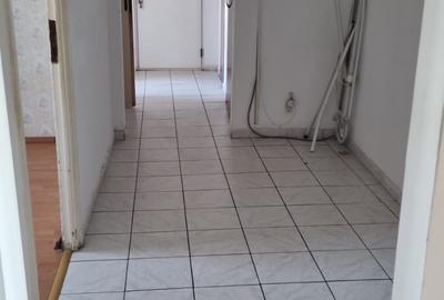 Apartament cu 3 camere decomandat în Pantelimon - 12