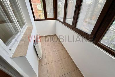 Apartament cu 2 camere decomandat în P-ța Gorjului - 11