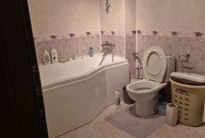 Casă individuală cu 4 camere cu Canalizare în 1 Decembrie - 9